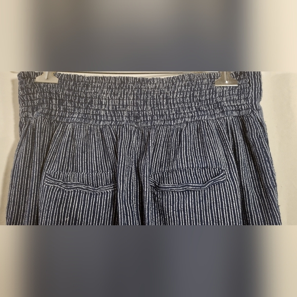 Free People Vertical Striped Tapered Pants  Size SP. - Picture 4 of 5